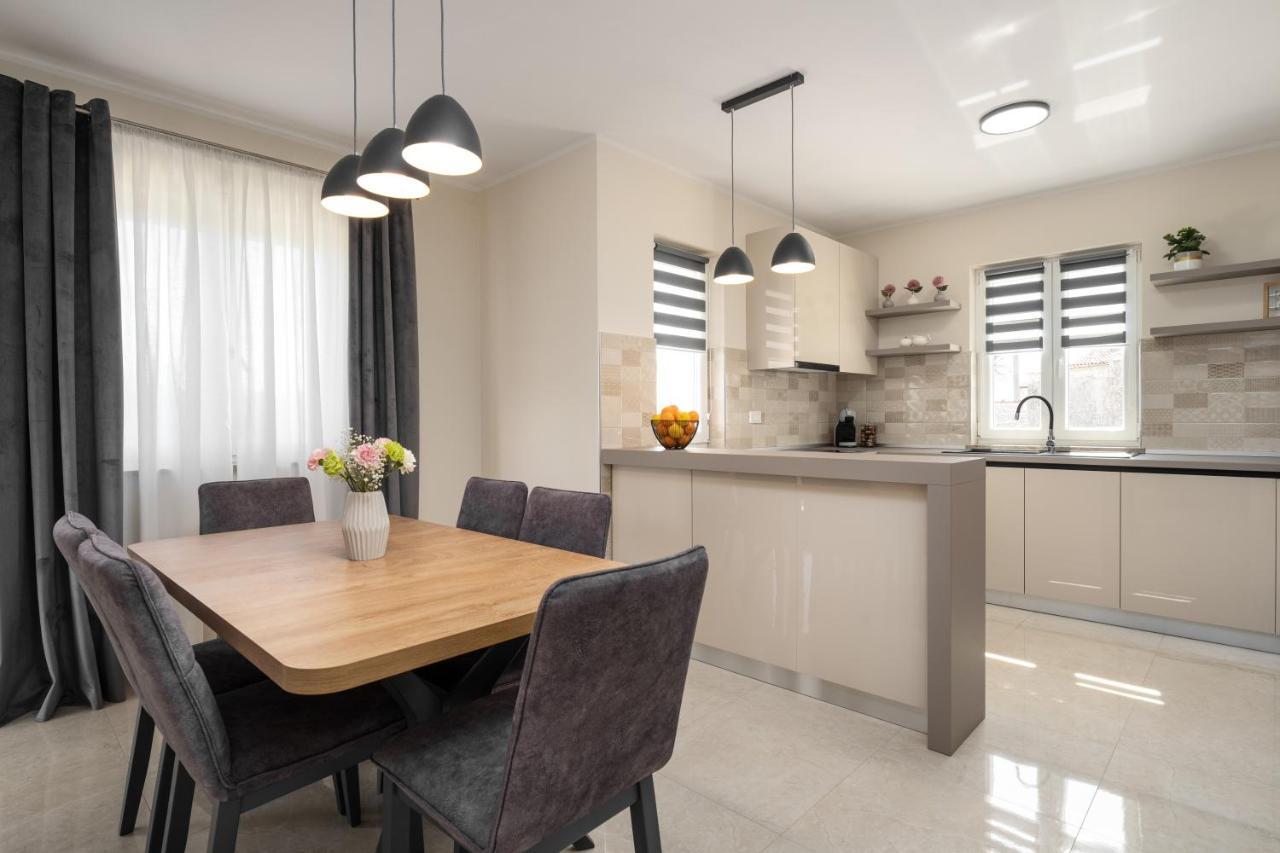 Holiday House Leana Pazin Dış mekan fotoğraf