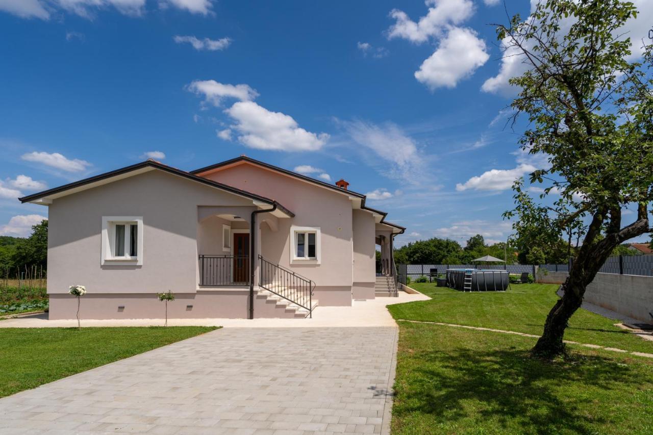Holiday House Leana Pazin Dış mekan fotoğraf